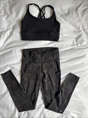 Lululemon Fast & Free tights with bonus lulu sports bra